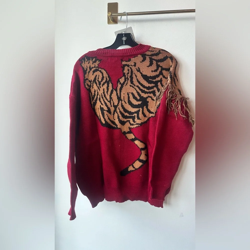 MISS SPARKLING 🆕 red Tiger sweater medium. Pit 25